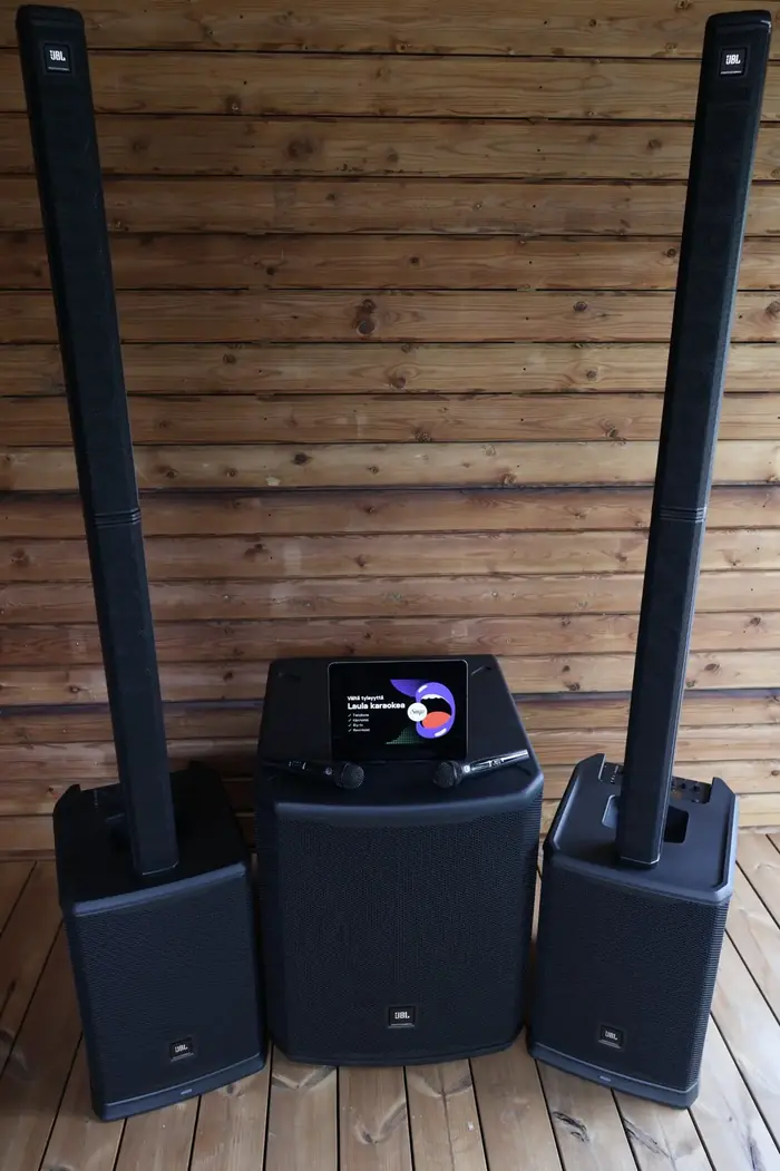 Oma JBL PRX ONE -äänentoisto, subwoofer ja karaokelaitteisto